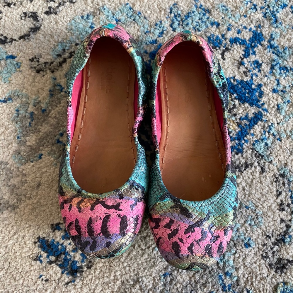 Tieks Electric Snake Size 8